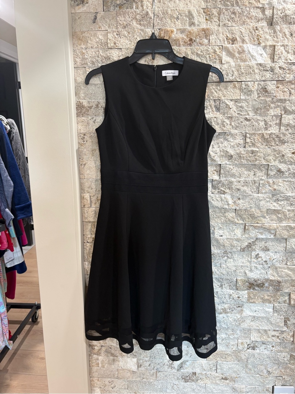 Calvin Klein Black Sleeveless Fit-and-Flare Dress size 6